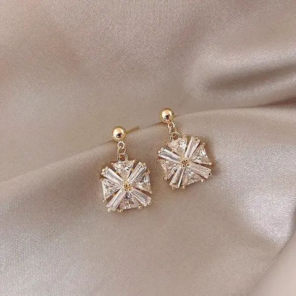 Wholesale Retro Flower Copper Inlay Zircon Drop Earrings Ear Studs 1 Pair