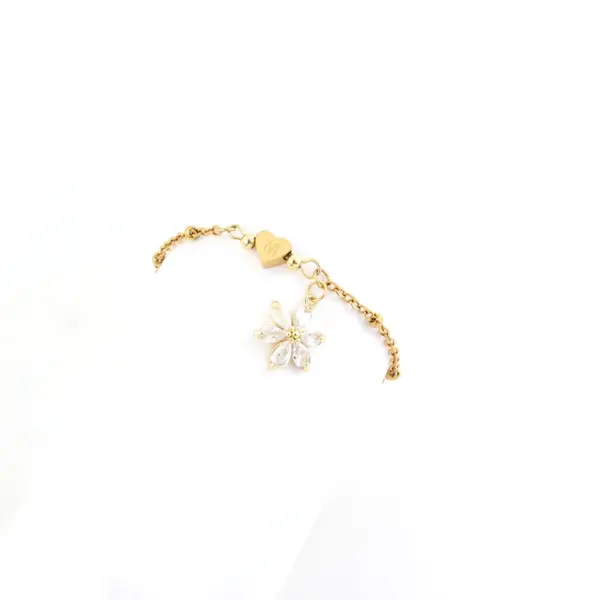 Wholesale PVD Coated Real Gold Plated Letter Heart Shape Daisy 201 Stainless Steel 304 Stainless Steel Artificial Crystal Elegant Simple Style Classic Style Waterproof Non Tarnish 201 Stainless Steel Lobster Trigger Clasp Closure Bracelets