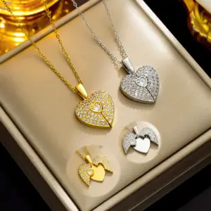 Wholesale PVD Coated Real Gold Plated Heart Shape Stainless Steel IG Style Classic Style Waterproof Non Tarnish Pendant Necklace