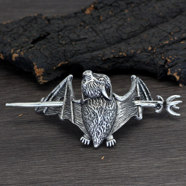 Wholesale European and American New Retro Ancient Silver Flying Dragon Dragonfly Hairpin Hairpin Women's Accessories Medieval Style Cross-Border Women's Hot-Selling Jewelry