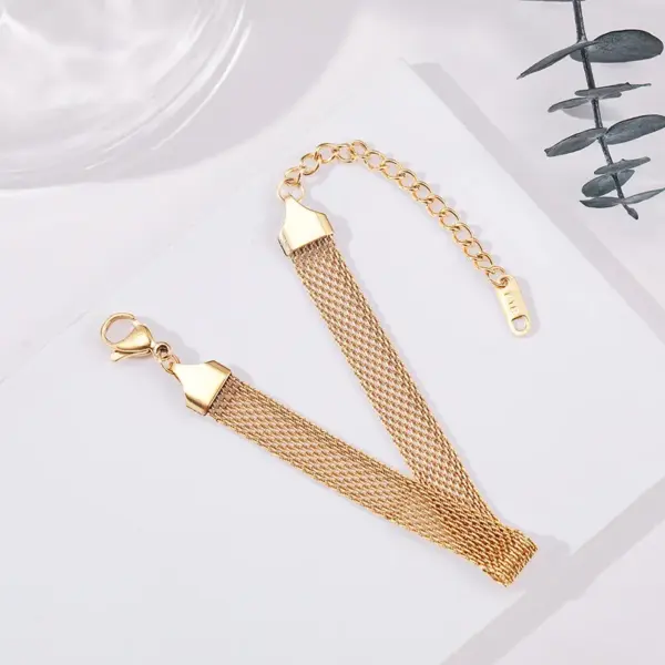 Wholesale Fashion Geometric Titanium Steel Plating Bracelets
