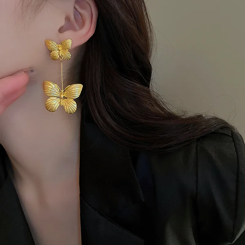 Wholesale 1 Pair Sweet Butterfly Plating Copper Copper Drop Earrings