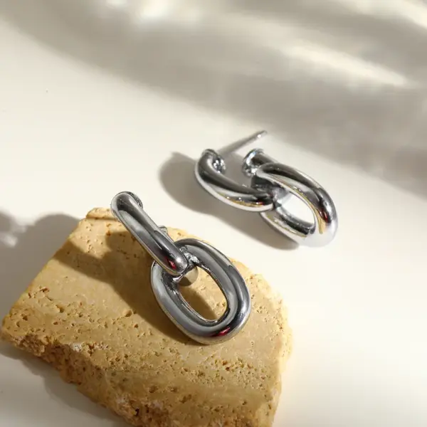 Wholesale PVD Coated Real Gold Plated Color Block 304 Stainless Steel Simple Style Classic Style Waterproof Non Tarnish Earrings