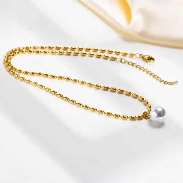Wholesale PVD Coated Real Gold Plated Solid Color 201 Stainless Steel IG Style Simple Style Waterproof Non Tarnish 201 Stainless Steel Necklace
