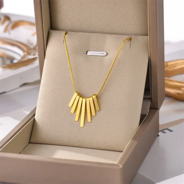 Real Gold Plated Square 304 Stainless Steel Fashion Waterproof Non Tarnish Necklace