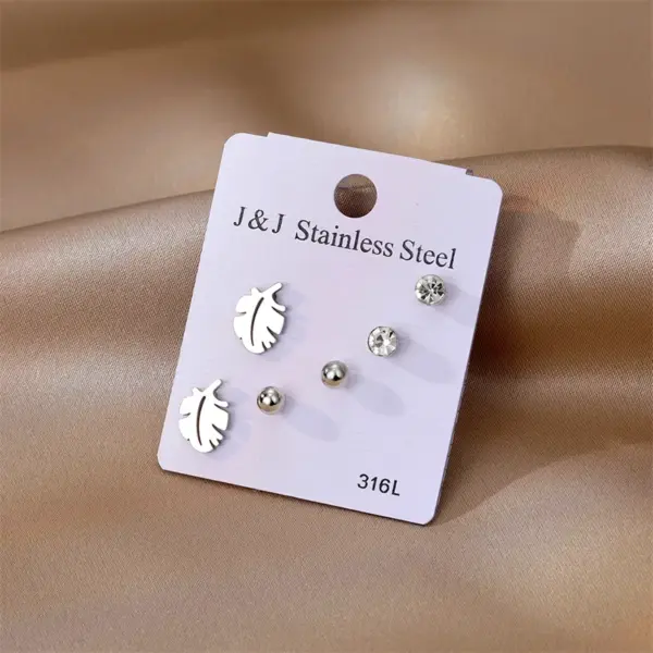 Wholesale 1 Set Casual Leaves Plating Inlay 201 Stainless Steel Rhinestone Iron Zircon Ear Studs