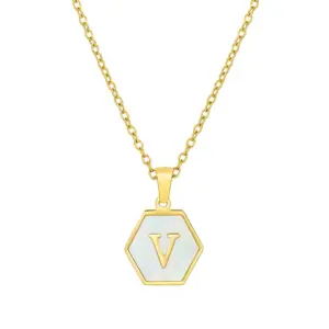 White Shell V (Including Chain)