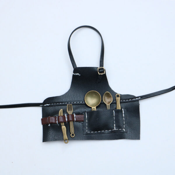 Wholesale 10cm Doll Ob11 Work Apron 17Cmlabubu Doll Decoration