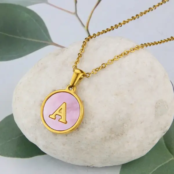 Wholesale Jewelry Simple Style Letter Titanium Steel Shell 18K Gold Plated Plating Inlaid Shell Necklace