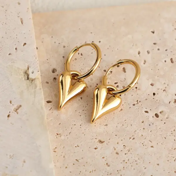 Wholesale Niche Temperament Design Flower Fan-Shaped Pearl Stud Earrings Irregular With Personality Earrings