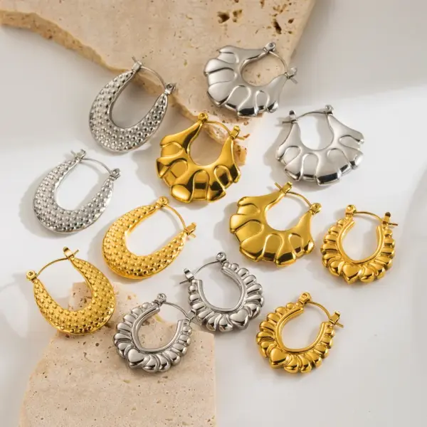 Wholesale 1 Pair Simple Style U Shape Geometric Heart Shape Plating 304 Stainless Steel 18K Gold Plated Stainless Steel Earrings