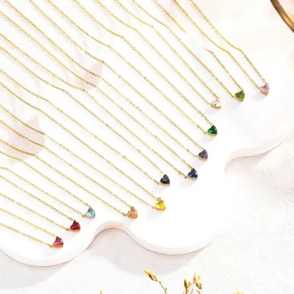 Wholesale Ion Plating (IP) 18K Gold Plated Heart Shape 304 Stainless Steel Sweet Simple Style Commute Waterproof Non Tarnish 304 Stainless Steel Necklace