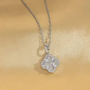 Silver Real Shell Four-Leaf Clover Necklace