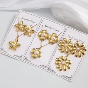 Wholesale Floral Design Pearl Imitation Stainless Steel 304 Necklace Earring Set Women's Casual Holiday Modern Style Jewelry Accessories