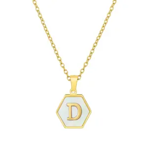 White Shell D (Including Chain)