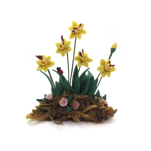 Wholesale 1:12 Dollhouse Accessories Dollhouse Mini Clay Flower Plant Potted Narcissus Bush Small Beetle Model