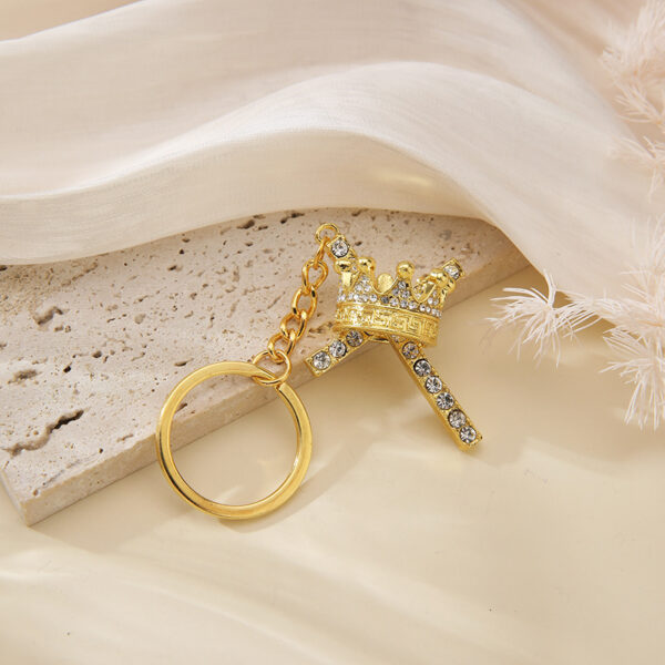 Wholesale Gorgeous Micro Crown Cross Keychain Women's Bag Keychain Pendant Car Keychain Decorative Accessories