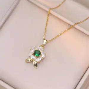 X1974 Gold Flower Emerald Necklace