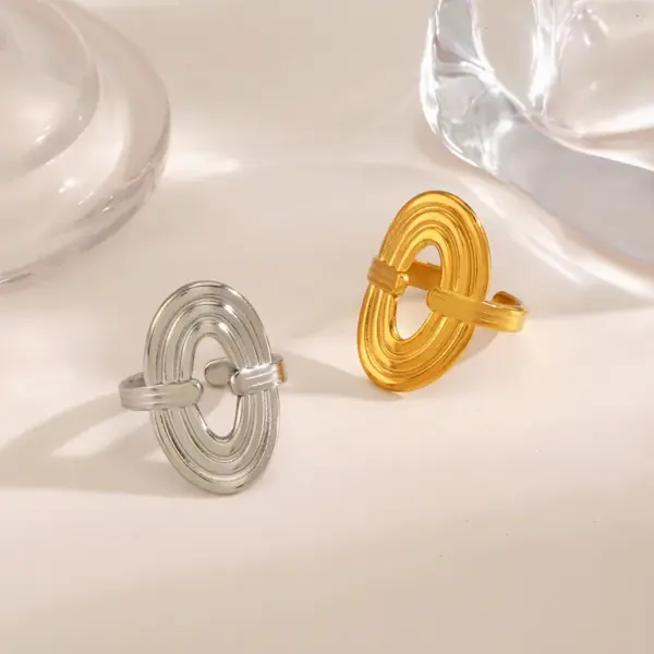 Wholesale Ion Plating (IP) 18K Gold Plated Oval 304 Stainless Steel Simple Style Waterproof Non Tarnish Open Rings