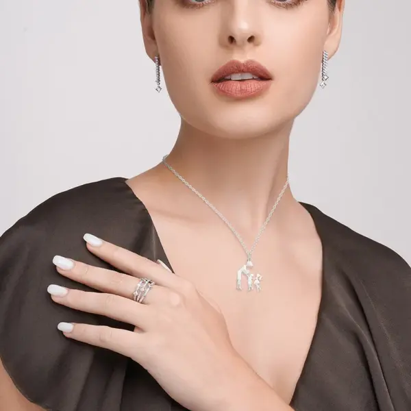 Wholesale Jewelry French Style Simple Style A Family Of Three 304 Stainless Steel Hollow Out Stainless Steel Necklaces