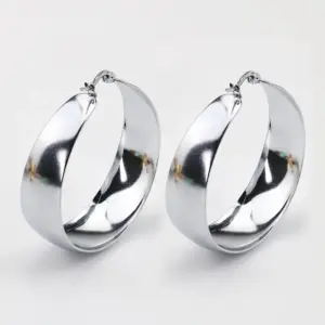 Middle Width Silver 40mm Pair