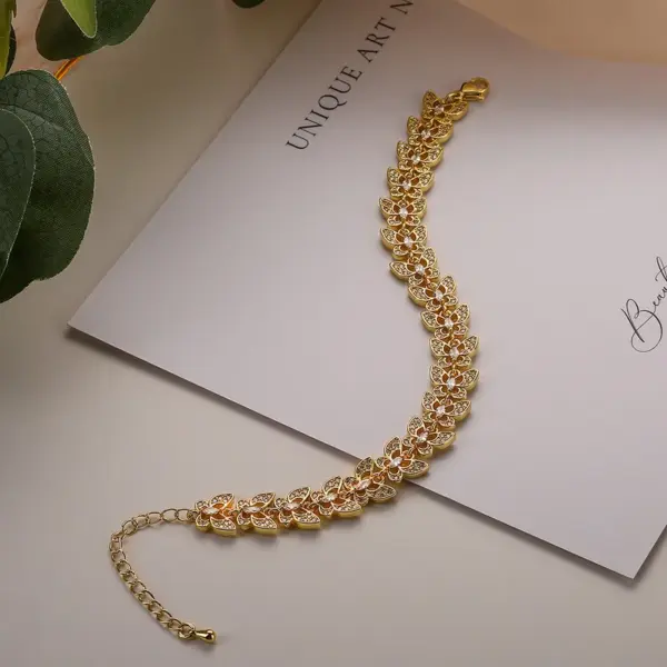 Wholesale Sweet Simple Style Commute Star Heart Shape Butterfly Copper Plating Inlay Zircon 18k Gold Plated Bracelets