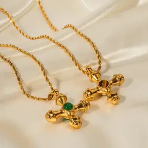 Wholesale PVD Coated Real Gold Plated Cross Stainless Steel IG Style Waterproof Non Tarnish 304 Stainless Steel Pendant Necklace