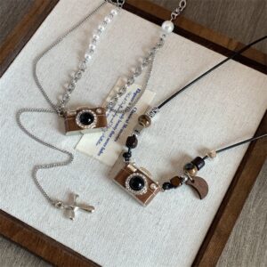 Wholesale Vintage Brown Camera Pearl Necklace Women's Light Luxury Niche Design All-match Unique Distinctive Long Chain Woolen Chain Accessories