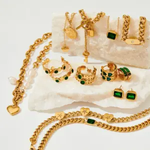 Wholesale PVD Coated Real Gold Plated 16K Gold White Gold Plated Gold Plating Geometric 304 Stainless Steel Fashion Waterproof Non Tarnish Bracelets Earrings Necklace