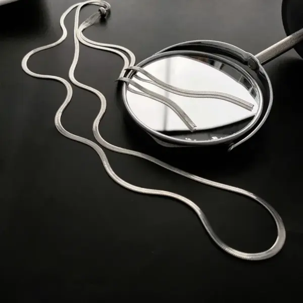 Wholesale 304 Stainless Steel Solid Color Vacuum Plating Titanium Steel Real Gold Plated Simple Style Waterproof Non Tarnish Plating Snake Chain Silver Sweater Chain