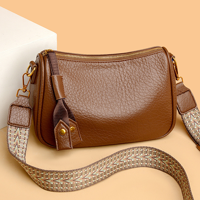 Wholesale Copi Kangaroo Women's Bag Shoulder Underarm Bag Wide Shoulder Strap Retro Crossbody Bag High-end Women's Bag New Fashion