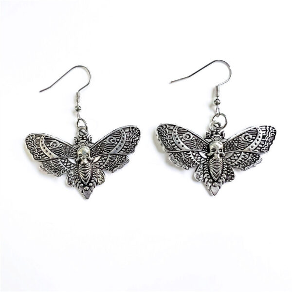 Wholesale Crossborder gothic skeleton, bat, snake, spider, moon, rose, moth, earring neutral punk