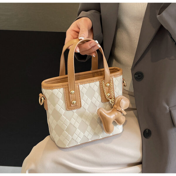 Wholesale This year's Popular Small Bag Women's 2025 New All-match Crossbody Bag Light Luxury Niche Portable Bucket Bag