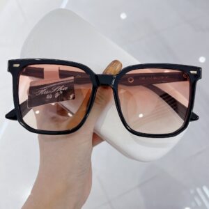 C1-1 black frame blush