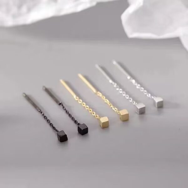 oly-1664a132dc98e1d61b2d9197b9b3bd2b Wholesale Earrings for Women 2025 New Trendy Ear Wire Simple Elegant Earrings Cold Style Versatile Earrings Geometric Slimming Look