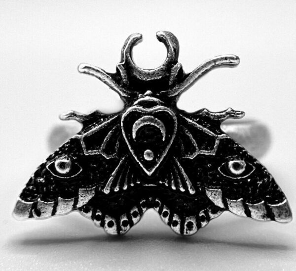 Wholesale AliExpress Europe and the United States new vintage personality moth moon phase opening ring exaggerated beetle punk ring