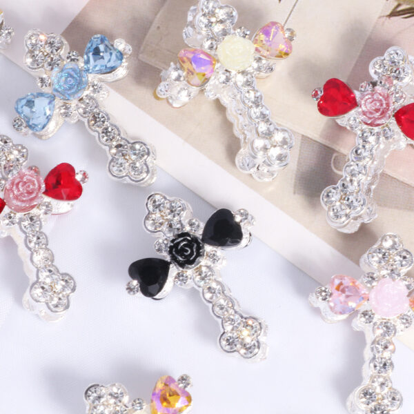 Wholesale Double-sided alloy flower cross straight hole loose beads beaded DIY mobile phone chain key chain bag chain jewelry accessories