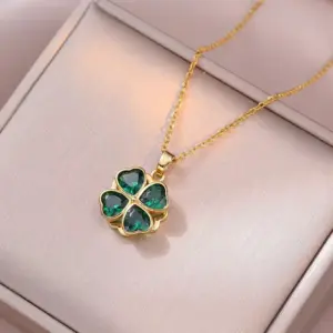 X3338 Green Necklace
