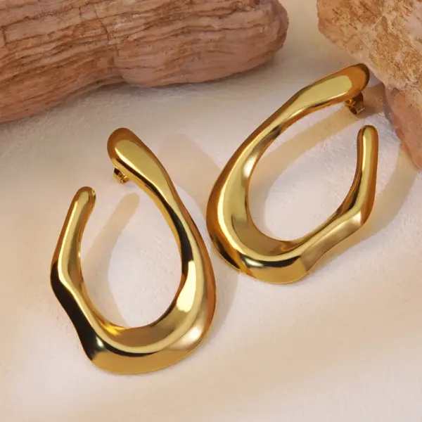 1 Pair Classic Style Asymmetrical Irregular 304 Stainless Steel Imitation Gold Electroplating Ear Studs