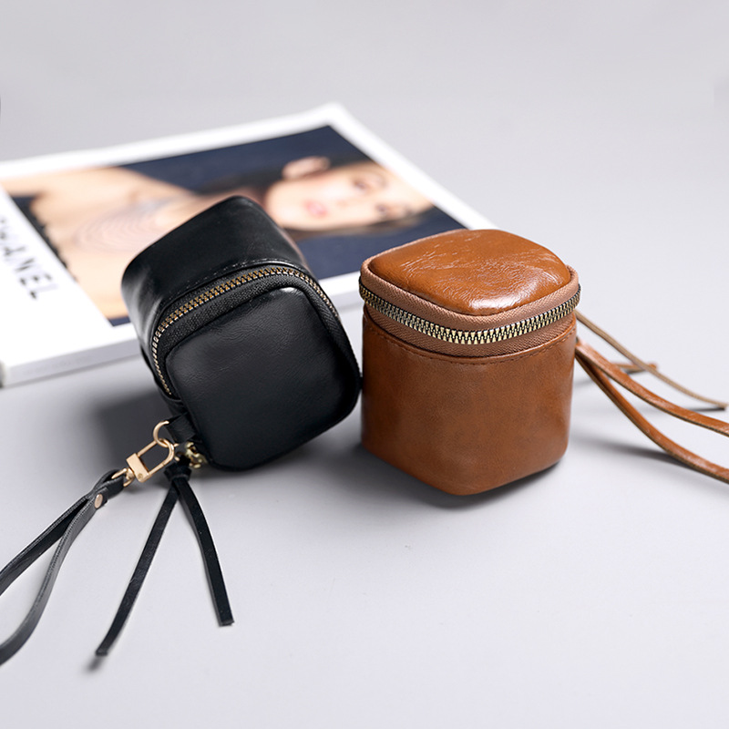 Wholesale Oil Wax Leather PU Leather Hand Key Bag Ins Retro Niche Lipstick Wen Play Storage Coin Coin Purse