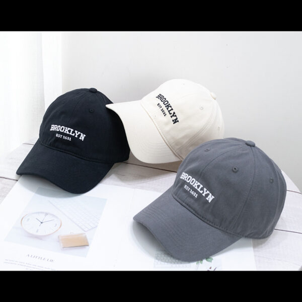 Wholesale Japanese Style Pure Cotton Soft Top Cap Unisex Style Men and Women Can Wear Retro Embroidered Letter Baseball Cap Sunshade Hat
