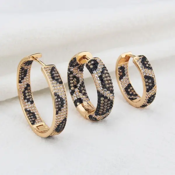 Wholesale Simple Style Circle Copper Zircon Gold Plated Earrings