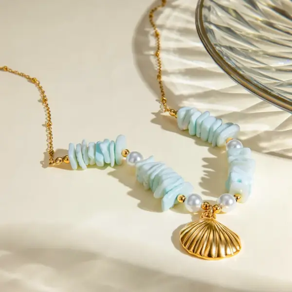 Wholesale PVD Coated Real Gold Plated 18K Gold Starfish Shell 304 Stainless Steel Vacation Marine Style Waterproof Non Tarnish 304 Stainless Steel Pendant Necklace