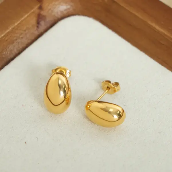 304 Stainless Steel Solid Color PVD Coated 18K Gold Plated Real Gold Plated 18K Gold Simple Style Waterproof Non Tarnish Plating Gold Sier Ear Studs