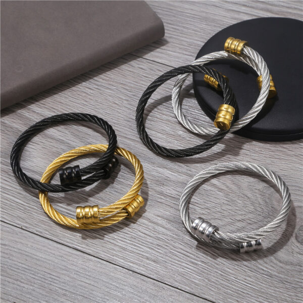 Wholesale sply jewelry trend retro personality stainless steel winding geometric bracelet bracelet aessories wholesale men