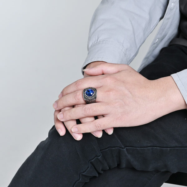 Wholesale U.S. National Emblem White Head Sea Eagle Vintage Titanium Steel Ring Land War Army Diamond Imitation Gem Eagle Condor Ring