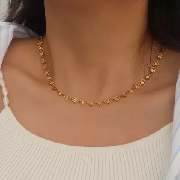 Wholesale Ion Plating (IP) 18K Gold Plated Heart Shape 304 Stainless Steel Princess Sweet Simple Style Waterproof Non Tarnish Bracelets Necklace