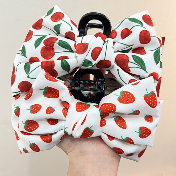 Wholesale Sweet Cherry Strawberry Print Hair Clip with Bow, Versatile Shark Clip for the Back of the Head, Fashionable Hair Accessory