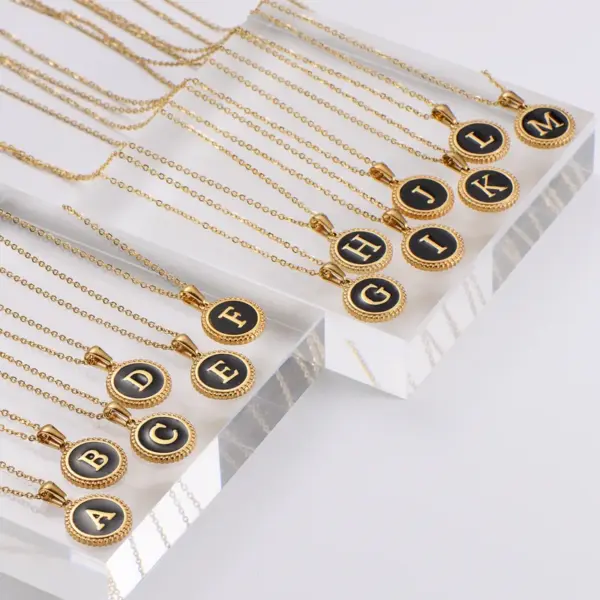 Wholesale Jewelry Fashion Letter 304 Stainless Steel No Inlaid 18K Gold Plated Plating Stainless Steel Necklaces