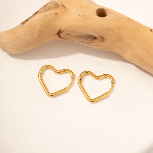 Wholesale Romantic Heart Shape Gold Plated 304 Stainless Steel PVD Coated Earrings
